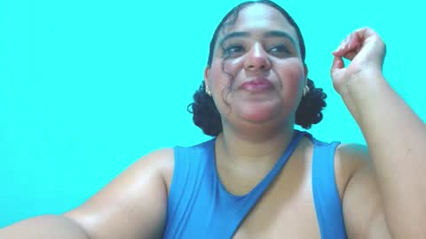 Snapshot of emily_sweet_23 chatting on 02-21-25, 12:05 Liss online show from 02-21-25, 12:05