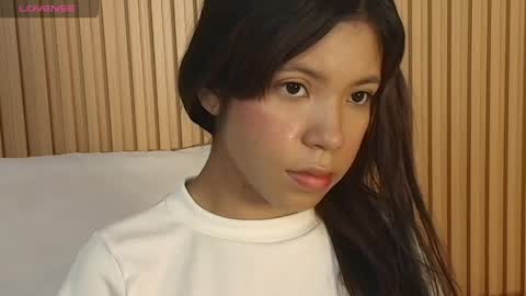 Snapshot of emily_sweett12 chatting on 06-02-26, 12:07 Emily online show from 06-02-26, 12:07