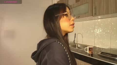 Snapshot of emily_sweett12 chatting on 06-06-26, 12:21 Emily online show from 06-06-26, 12:21