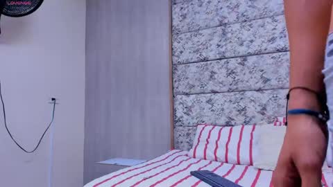 Emily  Tom  online show from 04-23-26, 02:13