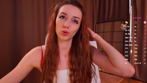 Snapshot of emily_w0w_ chatting on 01-25-25, 03:30 Lia online show from 01-25-25, 03:30