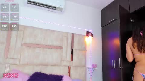 Snapshot of emily_walker4 chatting on 11-23-25, 02:28 emily_walker4 online show from 11-23-25, 02:28