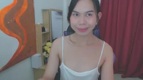 emily_xo143 online show from 03-21-26, 09:36