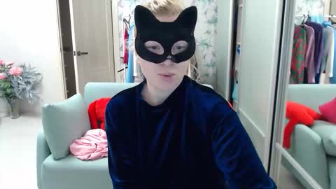 Emily online show from 03-04-26, 02:45