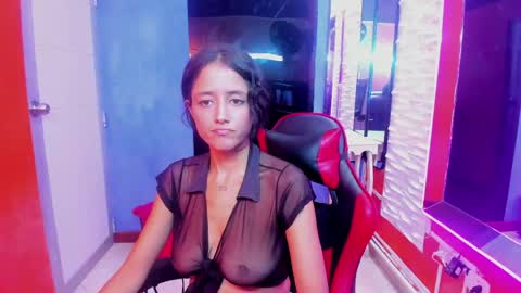 Snapshot of emily_zc1 chatting on 04-23-26, 06:54 EMILY online show from 04-23-26, 06:54