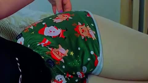 artist Emily online show from 12-02-24, 09:06