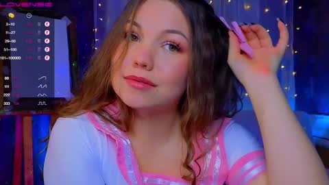 artist Emily online show from 02-10-25, 02:30