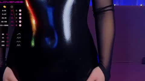 artist Emily online show from 02-28-25, 06:09