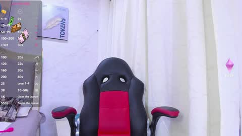 Emily online show from 01-24-25, 06:35