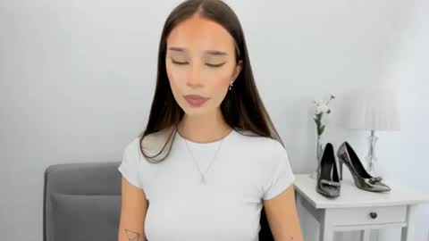 EmilyCharming online show from 11-26-25, 09:16