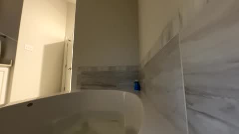 Snapshot of emilychoi chatting on 03-11-26, 12:05 emily choi online show from 03-11-26, 12:05