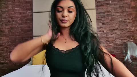 Emily online show from 12-04-24, 04:54