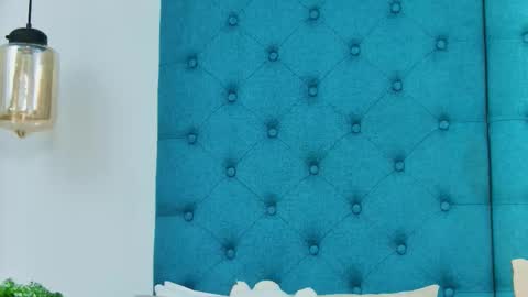 Emily online show from 02-01-26, 07:12