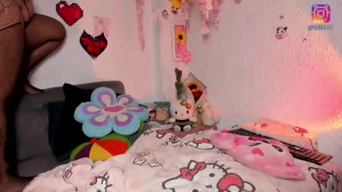 Emily online show from 04-11-26, 05:12