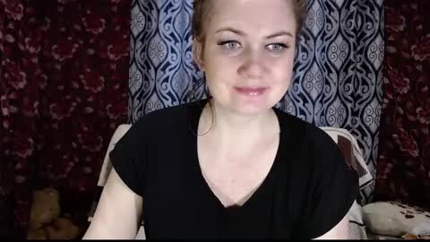 EmilyDoth online show from 03-01-25, 03:32