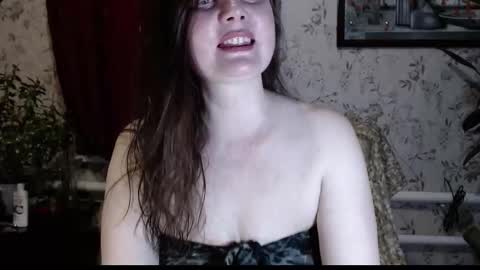 EmilyDoth online show from 03-18-26, 06:22