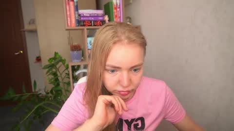 Emilyemmi online show from 07-20-26, 11:01