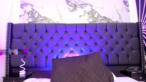 Emily online show from 02-01-26, 05:39