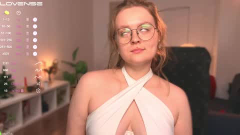 Emily  online show from 02-01-25, 03:39