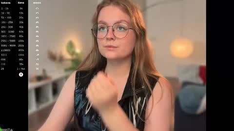 Emily  online show from 10-10-25, 12:15