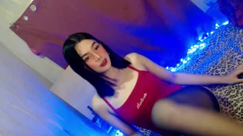 Snapshot of emilyfuckers chatting on 01-03-25, 12:00 ariane online show from 01-03-25, 12:00