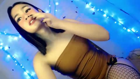 Snapshot of emilyfuckers chatting on 01-15-25, 02:02 ariane online show from 01-15-25, 02:02