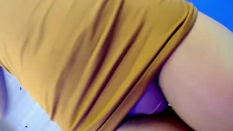 Snapshot of emilyfuckers chatting on 01-18-25, 12:35 ariane online show from 01-18-25, 12:35