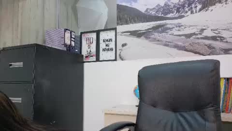 Emily online show from 07-19-26, 11:52