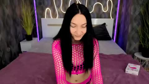 Snapshot of emilygreyy__ chatting on 04-11-26, 06:34 emilygreyy__ online show from 04-11-26, 06:34