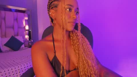 Emily  online show from 01-30-25, 08:10