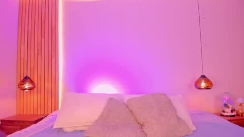 Emily  online show from 11-05-25, 08:09