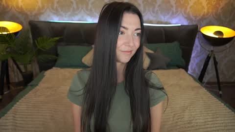 Emily online show from 02-04-25, 09:49