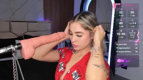 Emily Hendrix online show from 12-11-24, 12:44