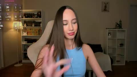 Snapshot of emilyhoston chatting on 05-27-26, 07:55 Alina online show from 05-27-26, 07:55