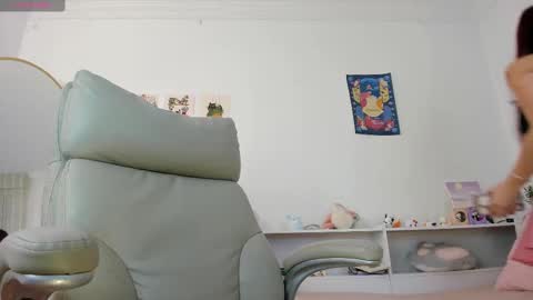 first stream May 5  ig  online show from 11-03-25, 01:19