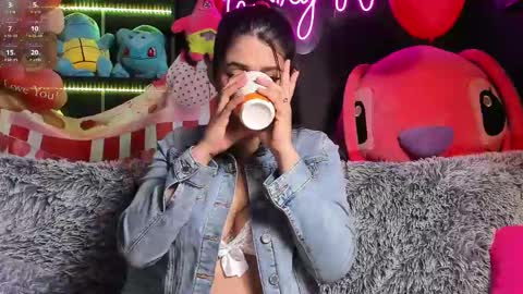 Emily Jhonson online show from 02-22-25, 01:35