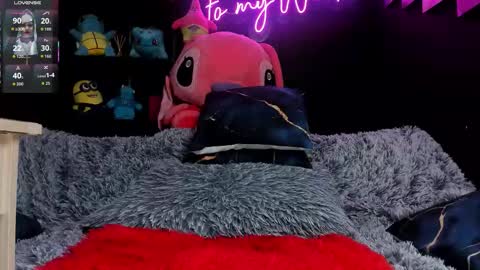 Emily Jhonson online show from 10-14-25, 03:24