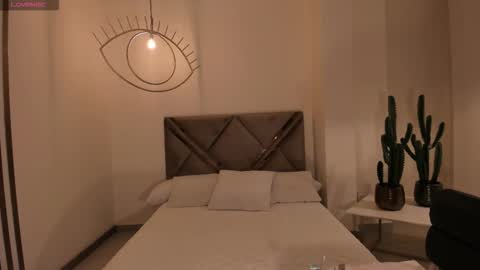 Snapshot of emilyjohnsonx chatting on 11-14-25, 03:38 Emily online show from 11-14-25, 03:38