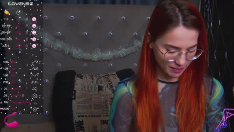 EmilyKents online show from 12-30-24, 01:37