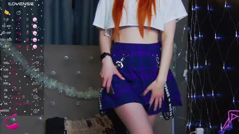 EmilyKents online show from 12-31-24, 01:26