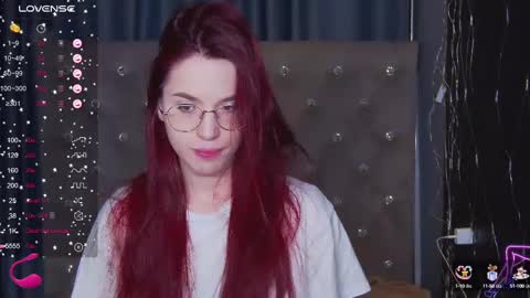 EmilyKents online show from 02-18-25, 01:32