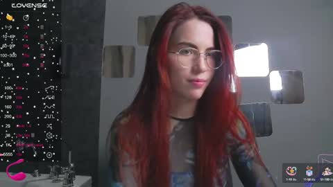 EmilyKents online show from 02-25-25, 05:41