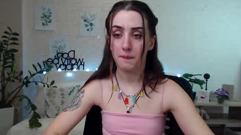 Emyli online show from 01-11-25, 12:22