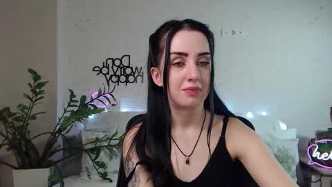 Emyli online show from 02-15-25, 08:54