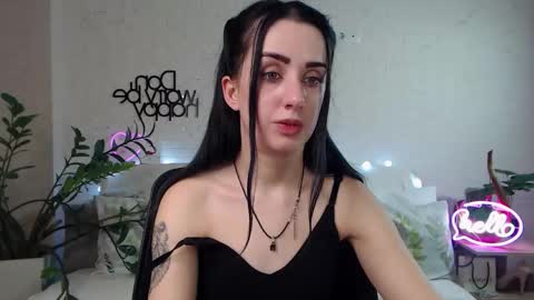 Emyli online show from 02-15-25, 11:58