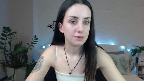 Emyli online show from 03-10-25, 09:51