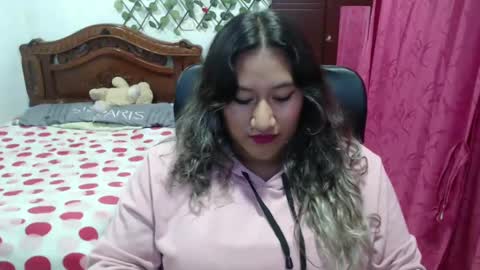 Snapshot of emilylove14 chatting on 01-06-25, 12:16 Emily Cortez online show from 01-06-25, 12:16