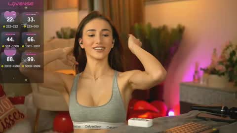 Snapshot of emilyraymont chatting on 03-10-25, 10:55 Emily online show from 03-10-25, 10:55