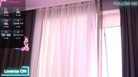 Snapshot of emilyraymont chatting on 09-14-25, 04:44 Emily online show from 09-14-25, 04:44