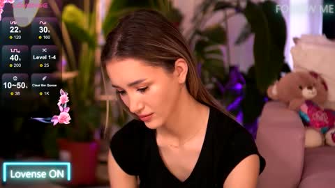 Snapshot of emilyraymont chatting on 12-04-25, 06:23 Emily online show from 12-04-25, 06:23